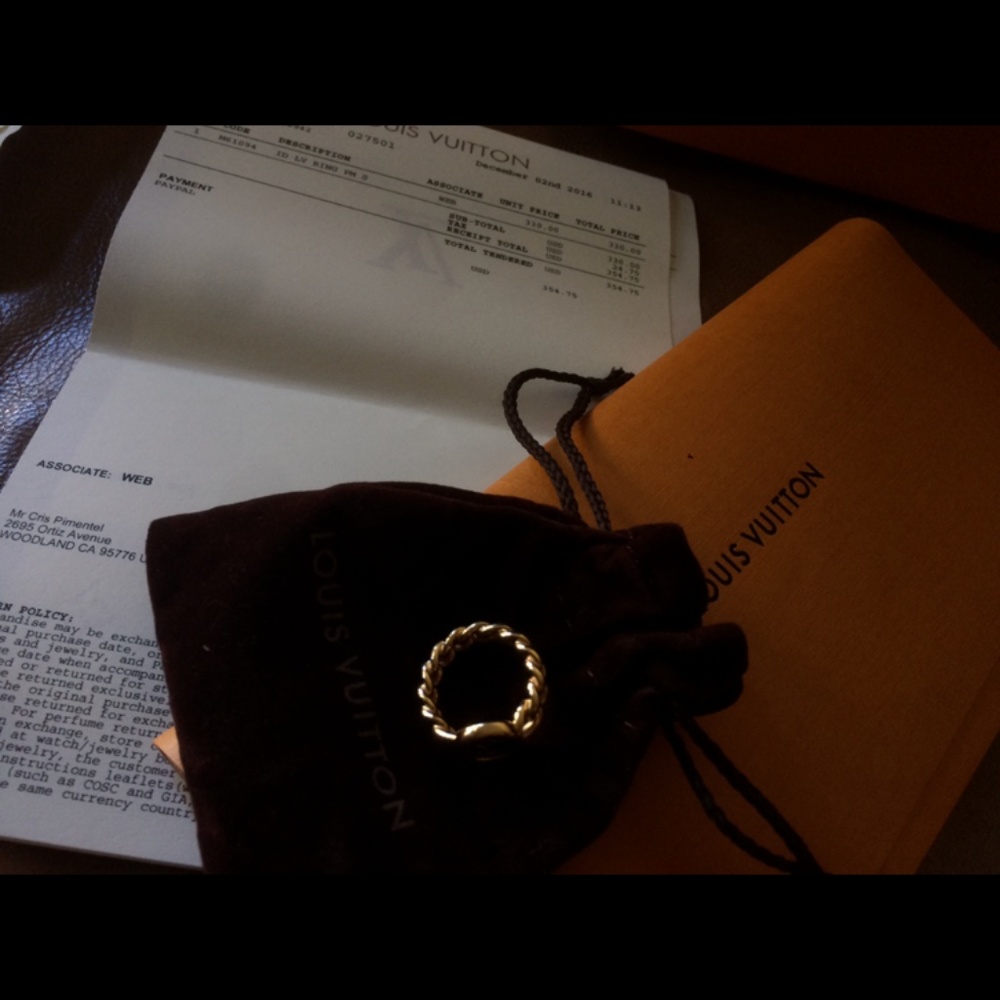 Louis Vuitton Ring